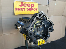Load image into Gallery viewer, 2002 DODGE DAKOTA 4.7L SHORT BLOCK